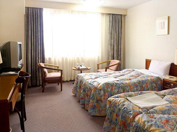 Hotel Binario Komatsu Centre Екстериор снимка